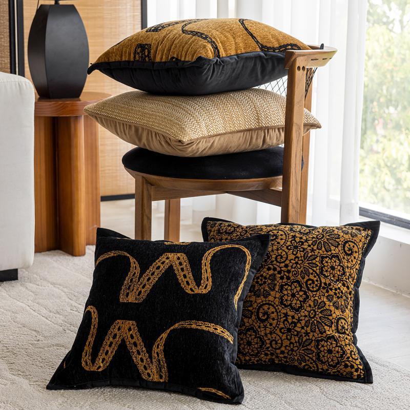 Cushions |  Leopard Velvet Cushion 40X50Cm Cushions Cushions